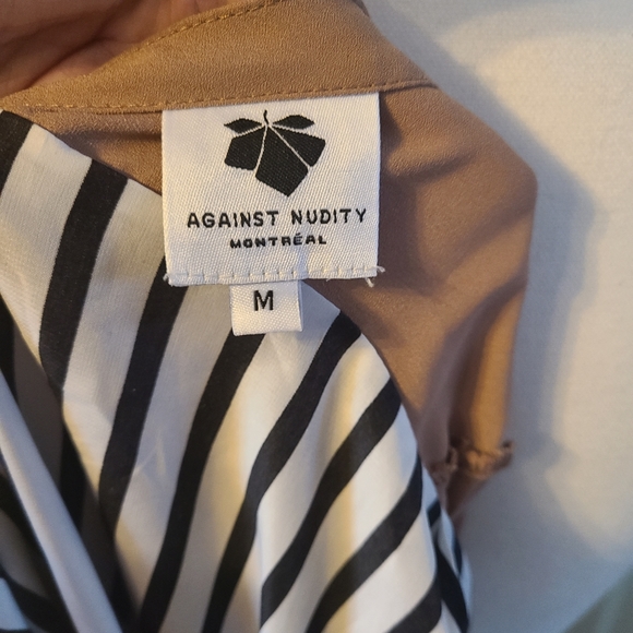 Against Nudity Montrèal Button Down Blouse - Picture 3 of 10